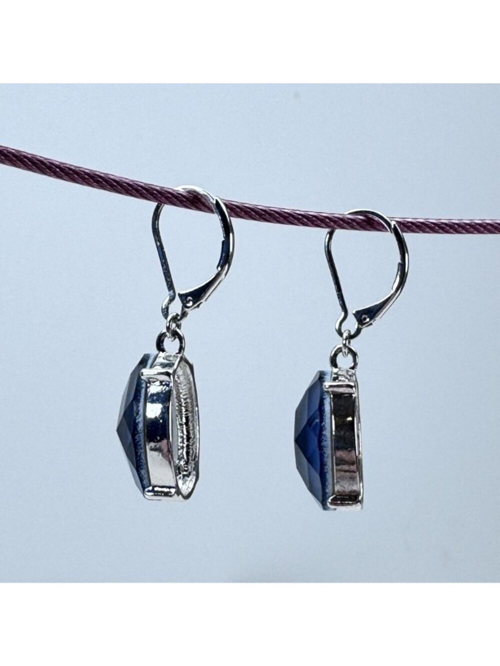 Napier Oval Faceted Blue Gem Leverback Drop Earrings 1.5" Silver-Tone Setting - Picture 5 of 9